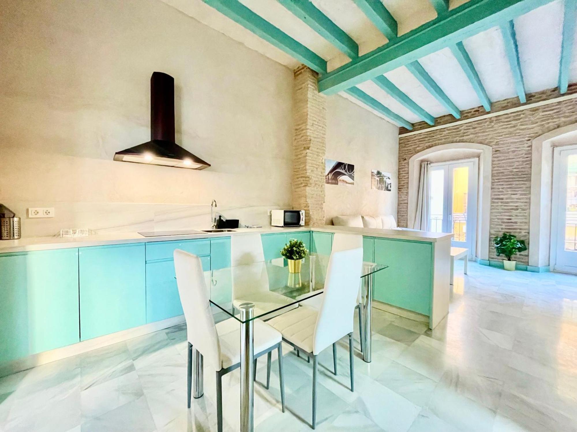 סביליה Click Triana Apartment מראה חיצוני תמונה