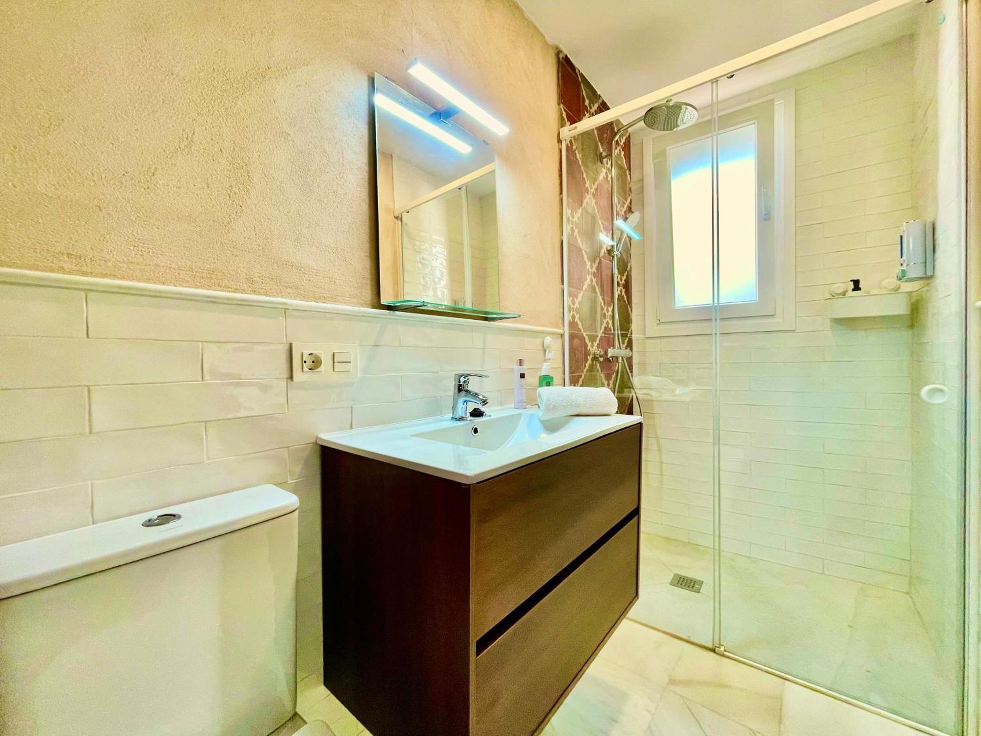 סביליה Click Triana Apartment מראה חיצוני תמונה